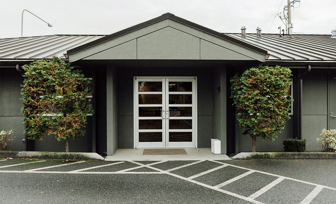 Outside view of Burien Washington dental office building