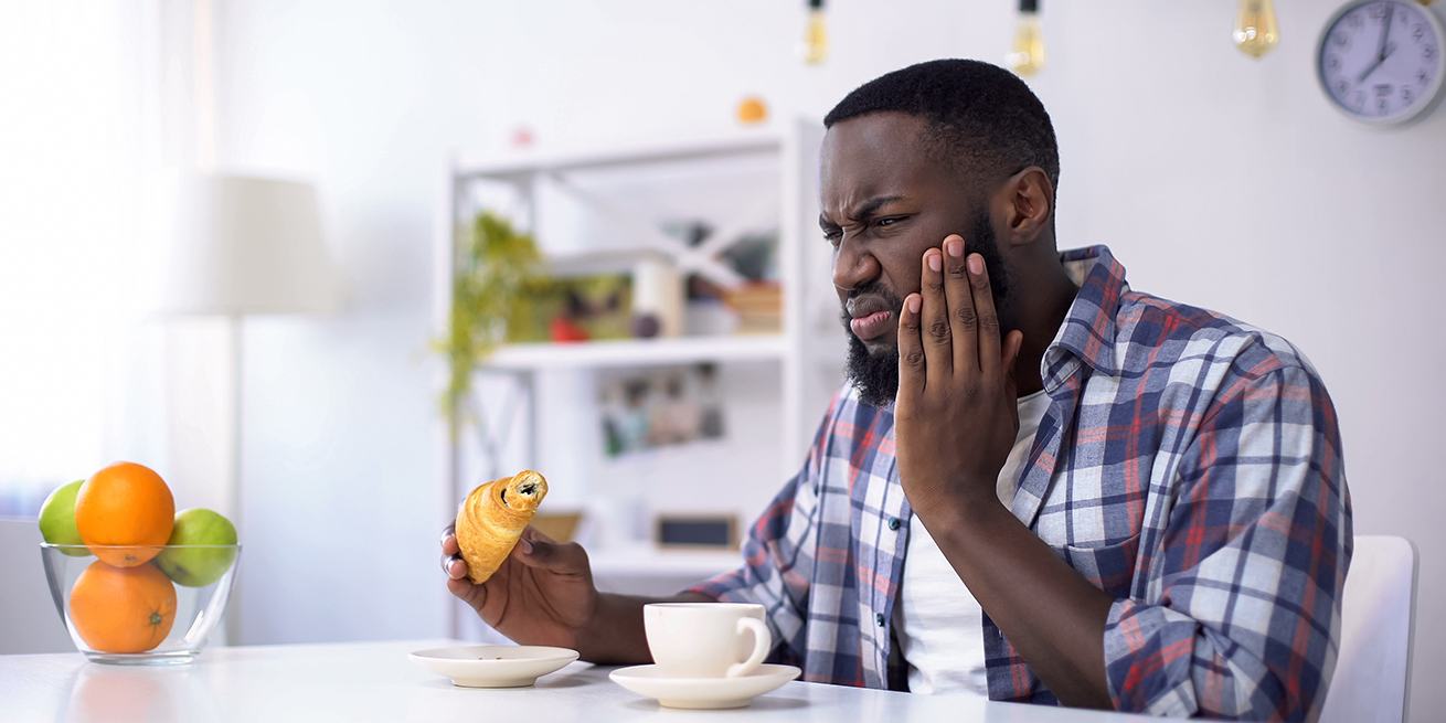 Man with tooth pain